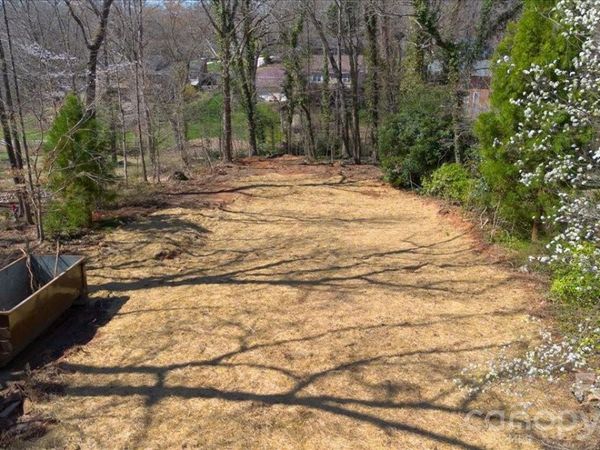 108 Wedgefield Avenue , Winston Salem, NC 27106