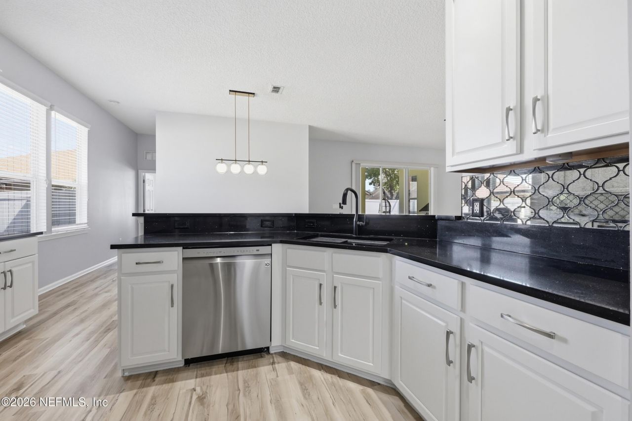 14447 Cherry Lake Drive W, Jacksonville, FL 32258 Photo