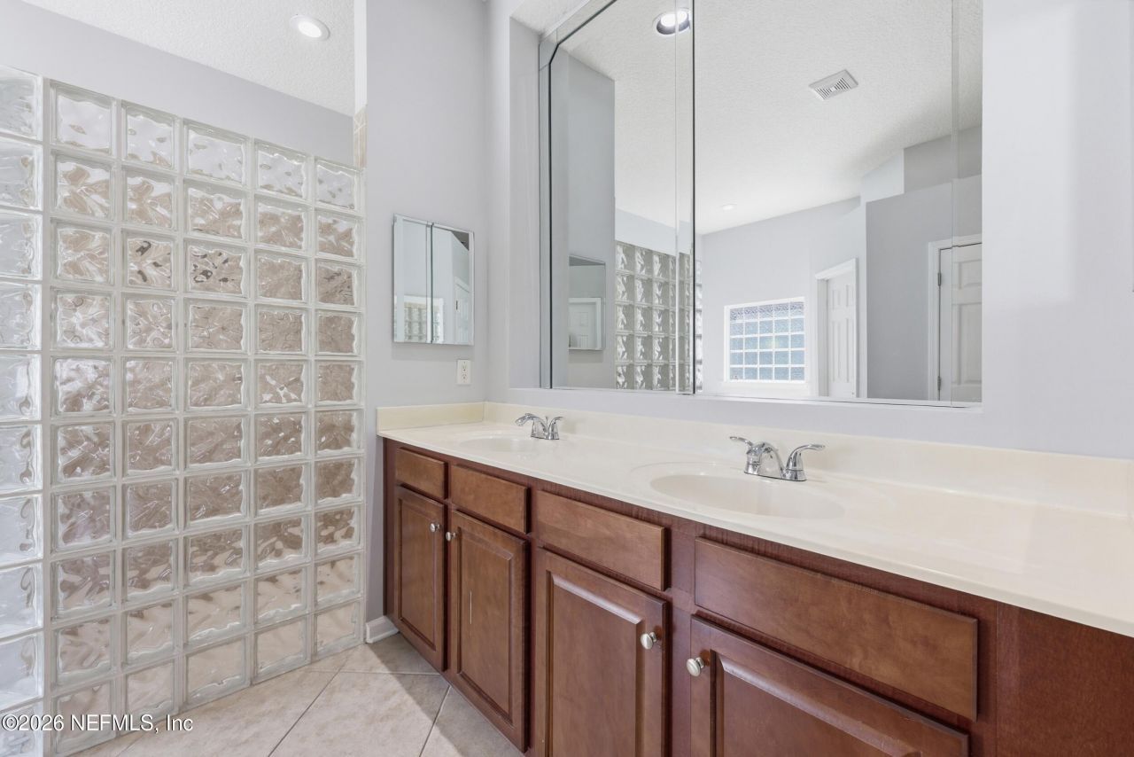 14447 Cherry Lake Drive W, Jacksonville, FL 32258 Photo