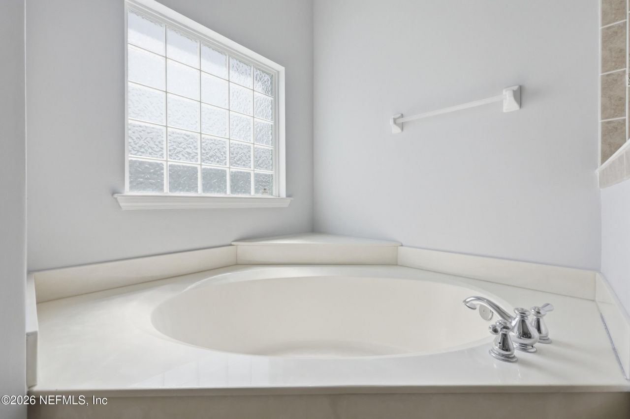 14447 Cherry Lake Drive W, Jacksonville, FL 32258 Photo