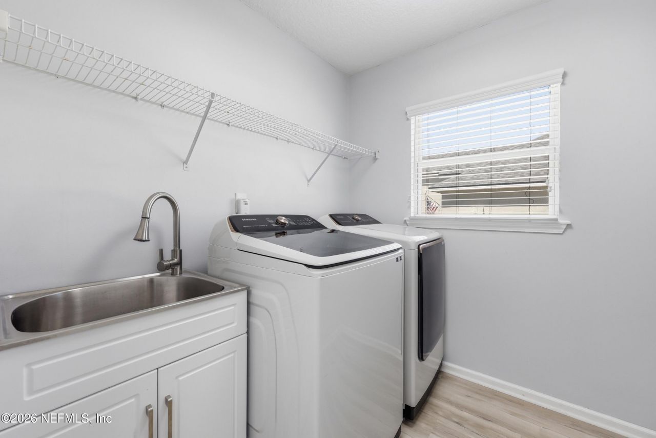 14447 Cherry Lake Drive W, Jacksonville, FL 32258 Photo