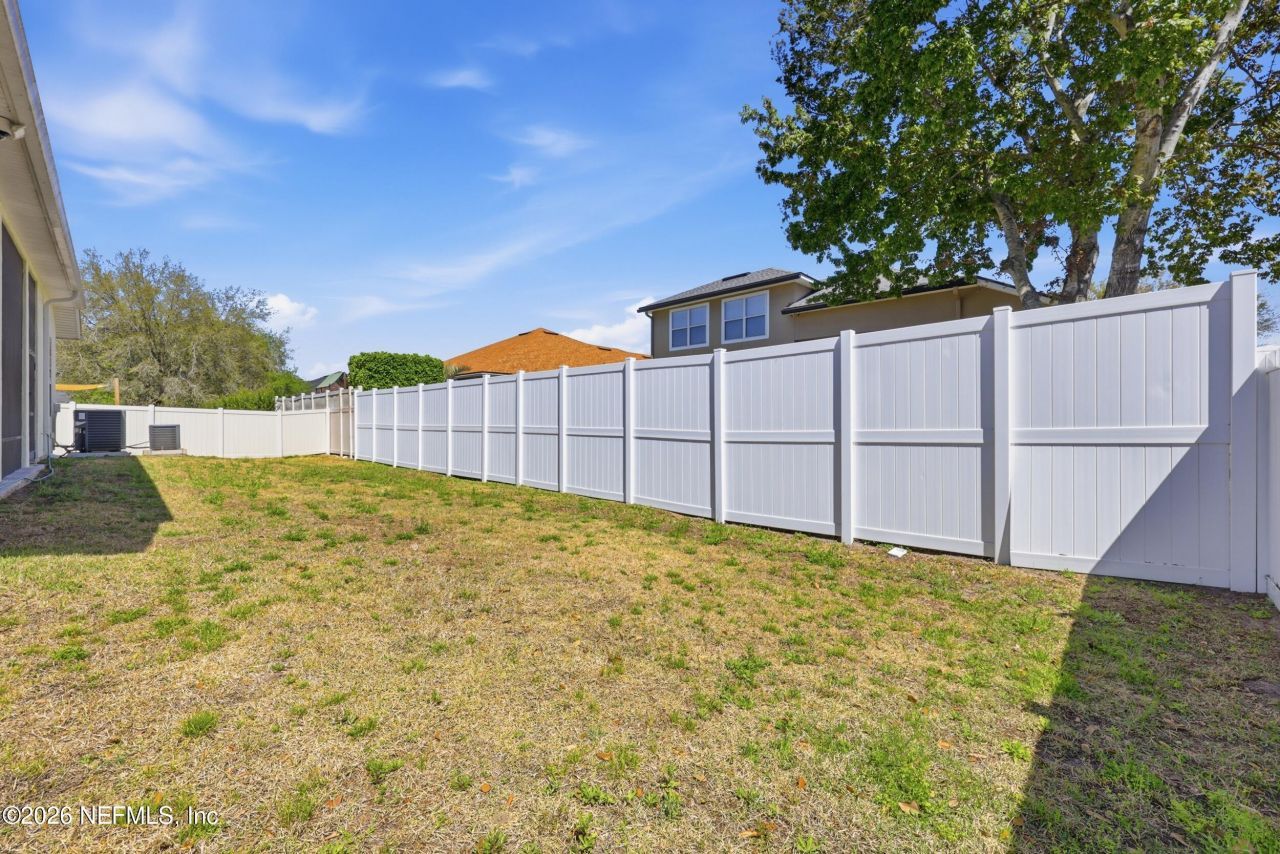 14447 Cherry Lake Drive W, Jacksonville, FL 32258 Photo