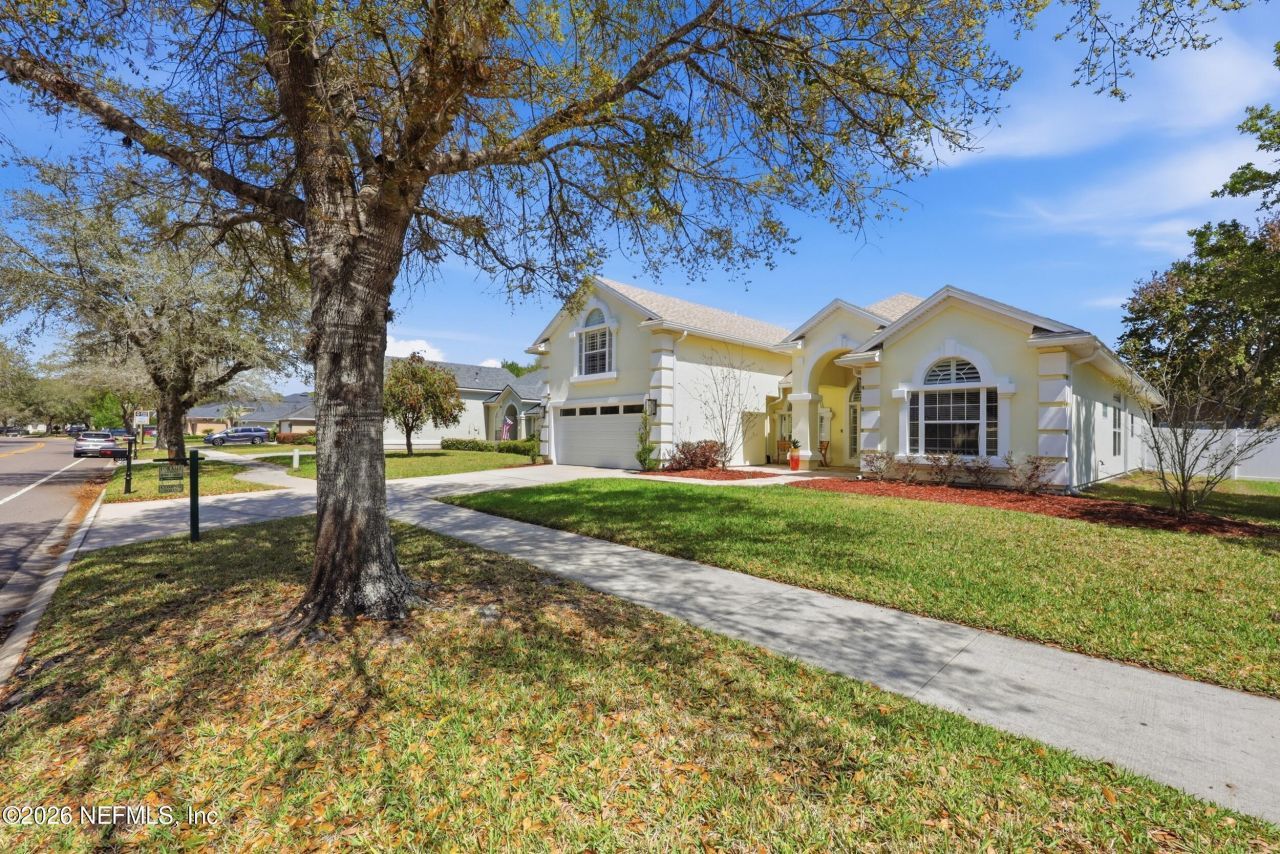 14447 Cherry Lake Drive W, Jacksonville, FL 32258 Photo