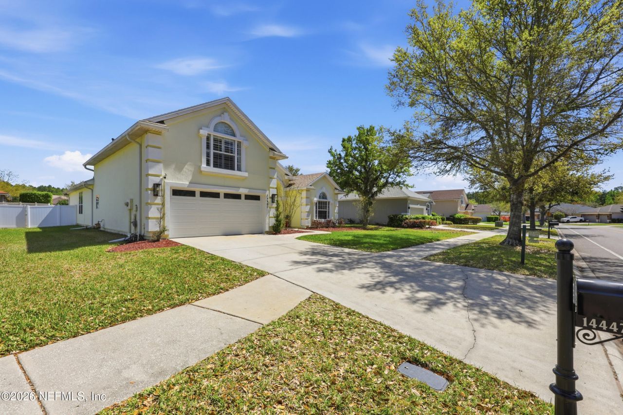 14447 Cherry Lake Drive W, Jacksonville, FL 32258 Photo
