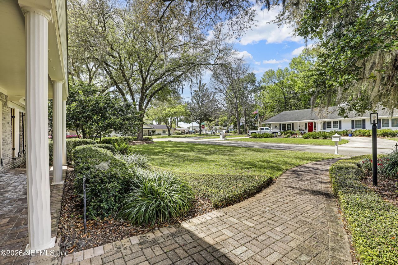 8691 San Servera Drive W, Jacksonville, FL 32217 Photo