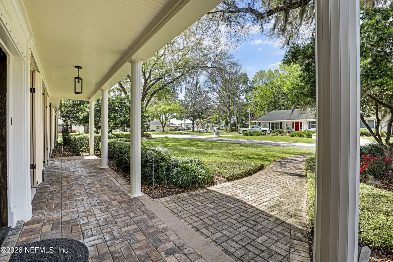 8691 San Servera Drive W, Jacksonville, FL 32217 Photo