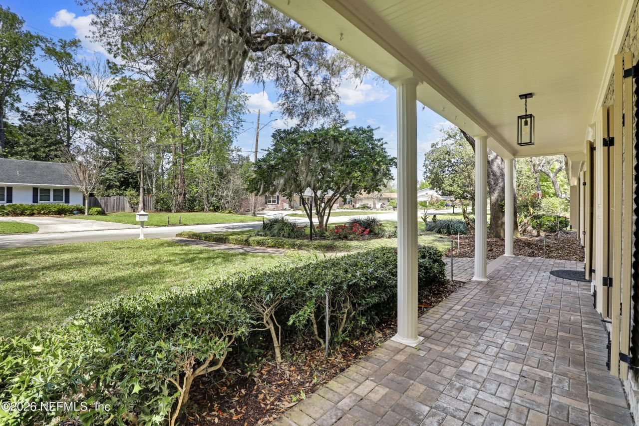 8691 San Servera Drive W, Jacksonville, FL 32217 Photo