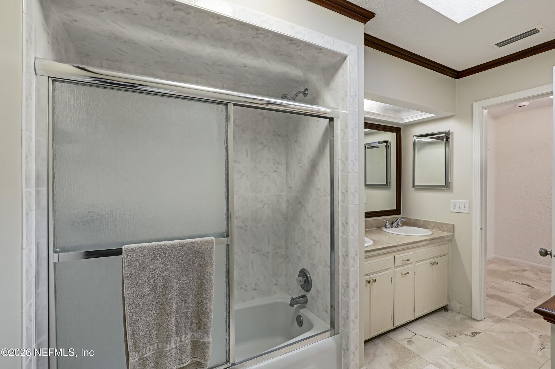 8691 San Servera Drive W, Jacksonville, FL 32217 Photo