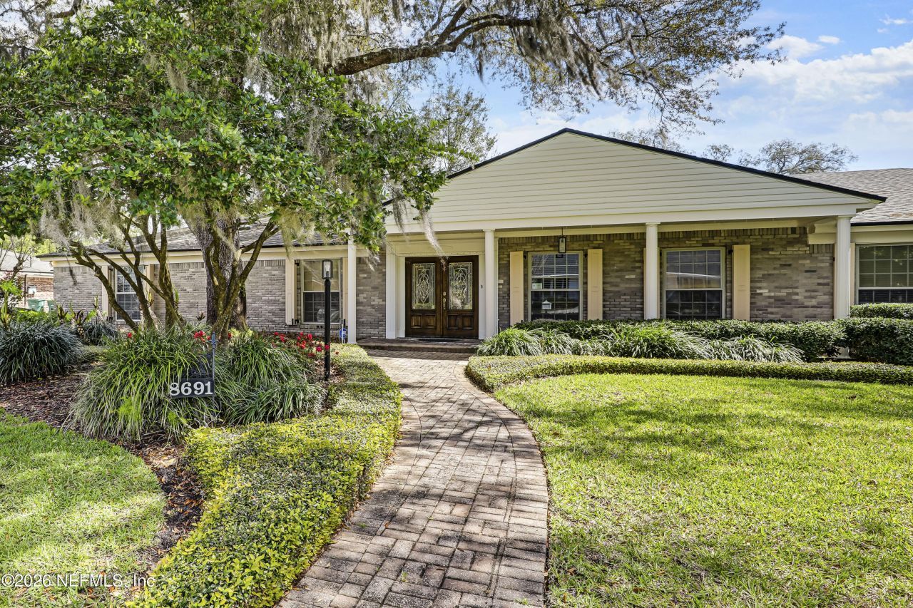 8691 San Servera Drive W, Jacksonville, FL 32217 Photo