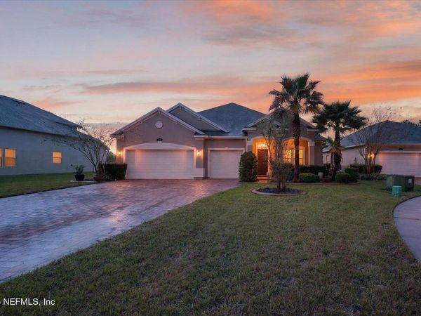 10013 LOGAN FALLS Court, Jacksonville, FL 32222