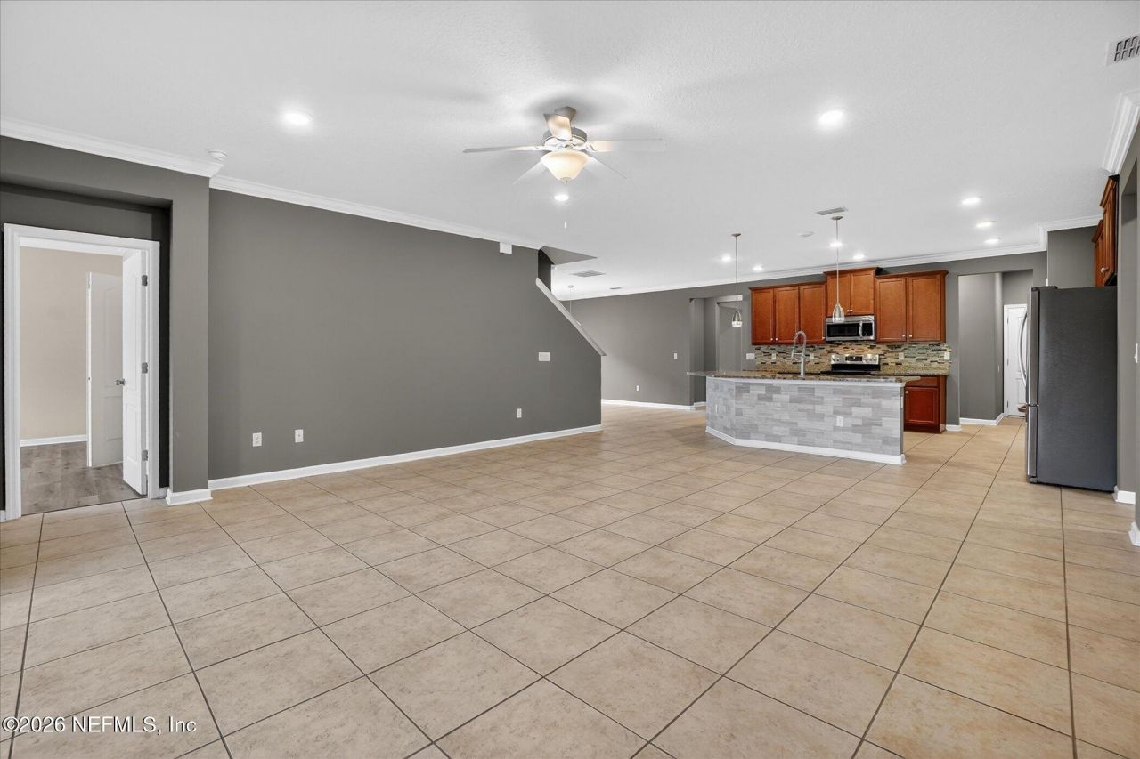 10013 Logan Falls Court, Jacksonville, FL 32222 Photo
