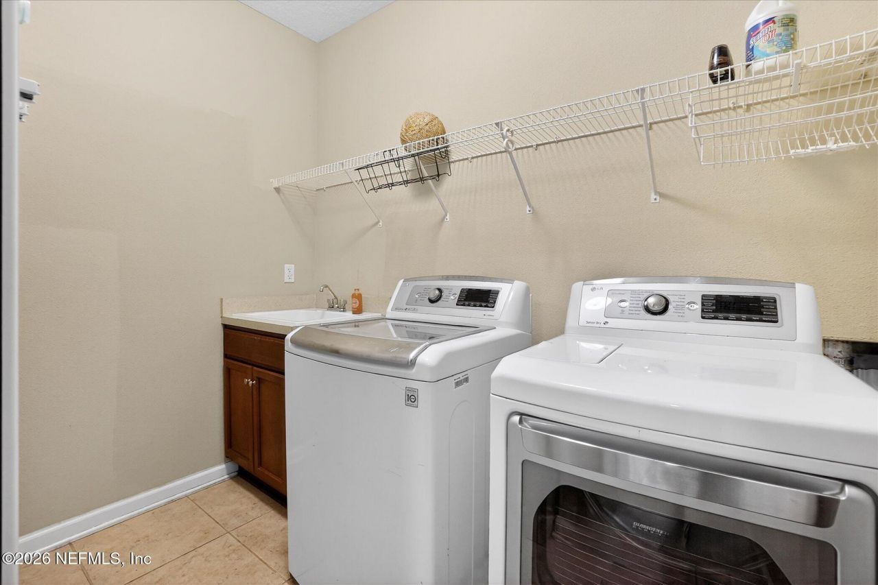 10013 Logan Falls Court, Jacksonville, FL 32222 Photo