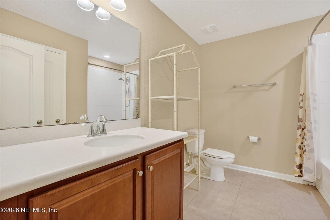 10013 Logan Falls Court, Jacksonville, FL 32222 Photo