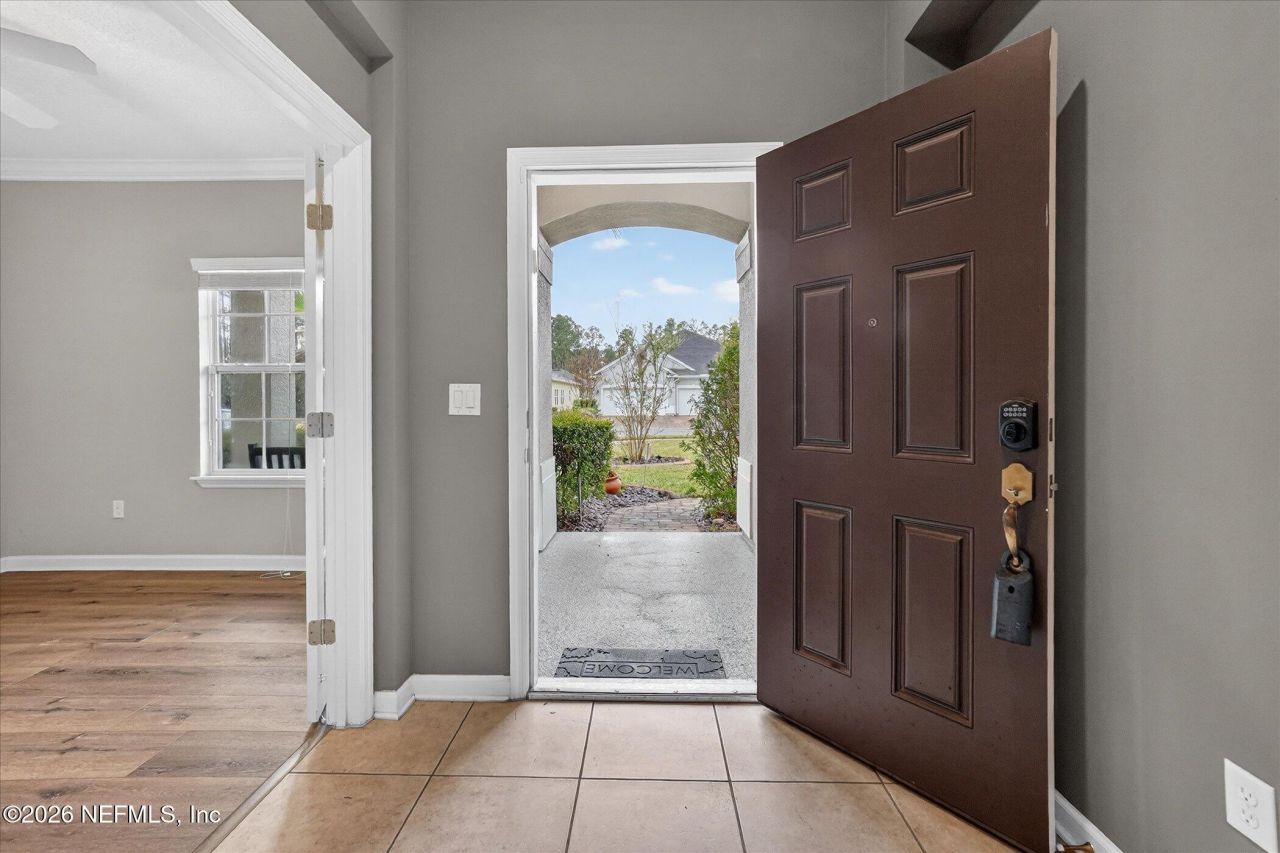 10013 Logan Falls Court, Jacksonville, FL 32222 Photo