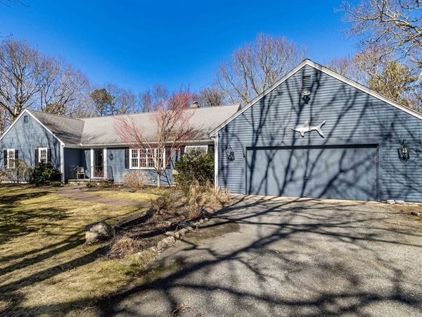 218 Oakmont Rd, Barnstable, MA 02675