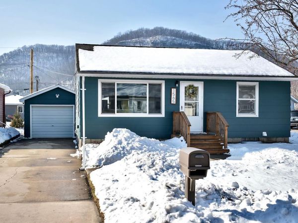 1565 W King Street , Winona, MN 55987