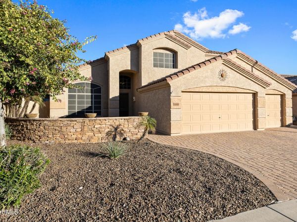 16815 S 1ST Avenue, Phoenix, AZ 85045