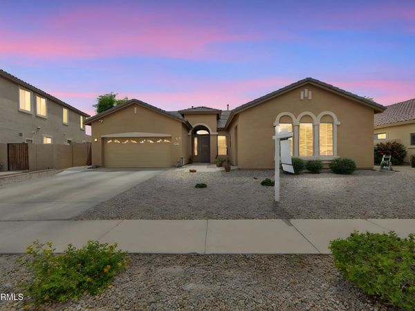 8807 W CAROLE Lane, Glendale, AZ 85305