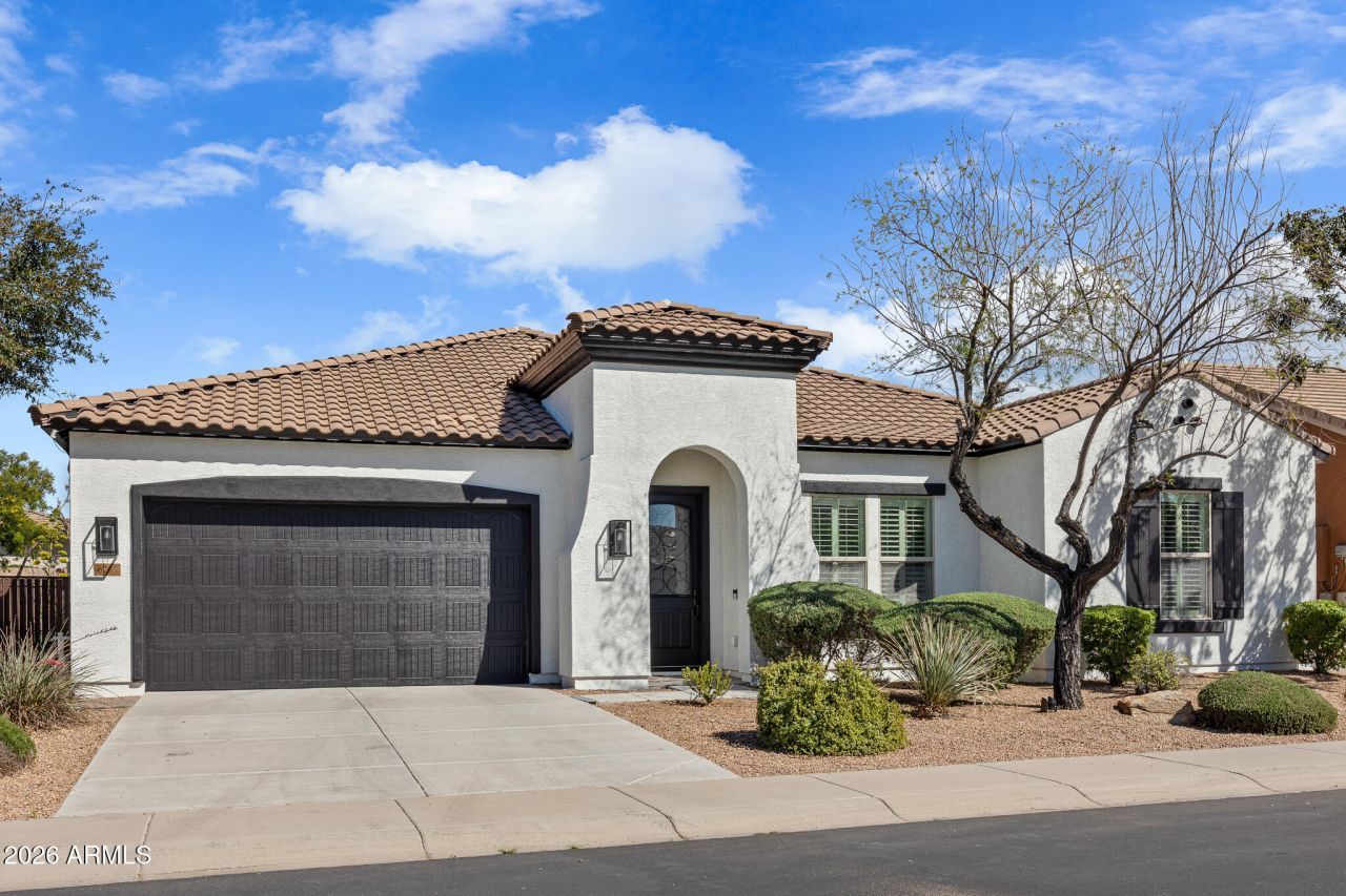 6765 S Jacqueline Way, Gilbert, AZ 85298 Main Photo