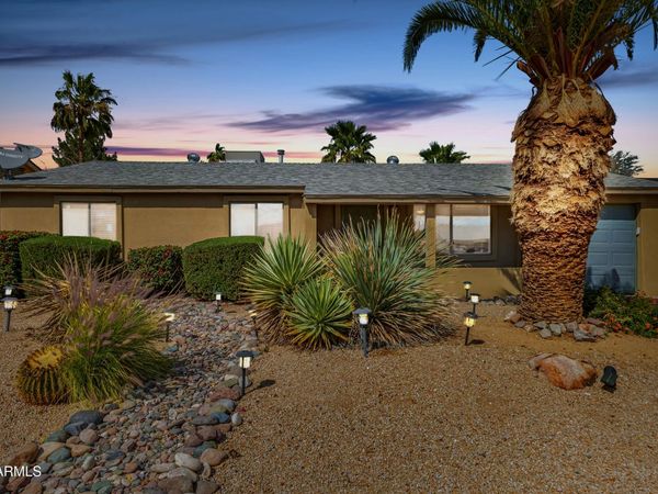 3932 E SURREY Avenue, Phoenix, AZ 85032