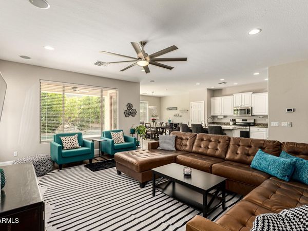 417 W DESERT BROOM Drive, Chandler, AZ 85248