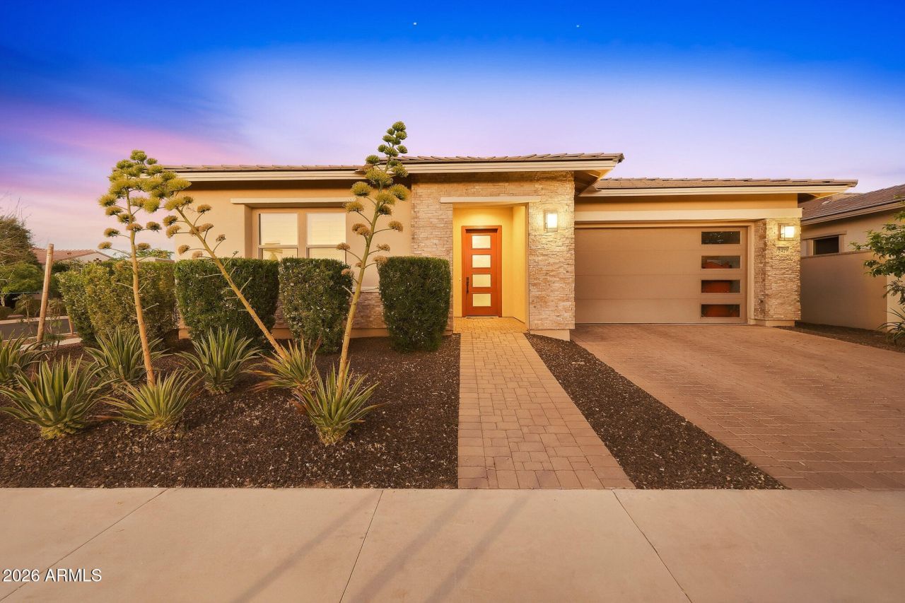 12429 N 145th Drive, Surprise, AZ 85379 Main Photo