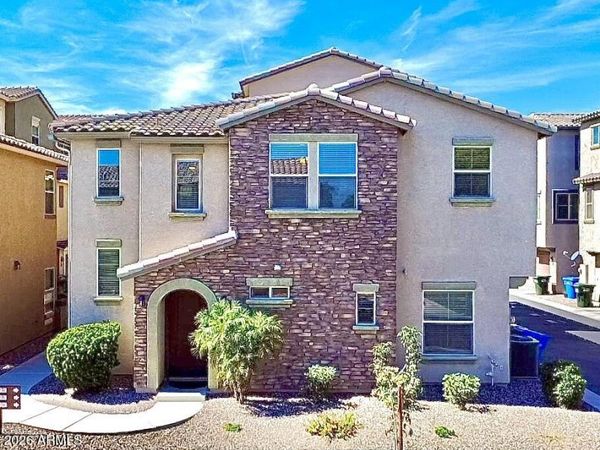 1834 N 77TH Glen, Phoenix, AZ 85035