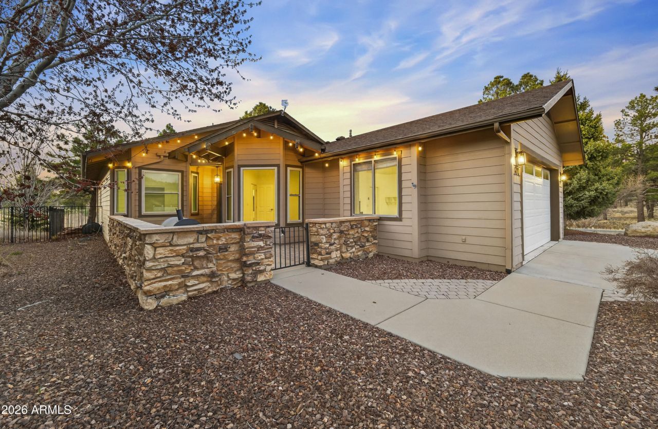 600 W Brookline Loop, Williams, AZ 86046 Main Photo