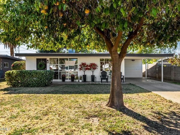 2822 N 34TH Street, Phoenix, AZ 85008