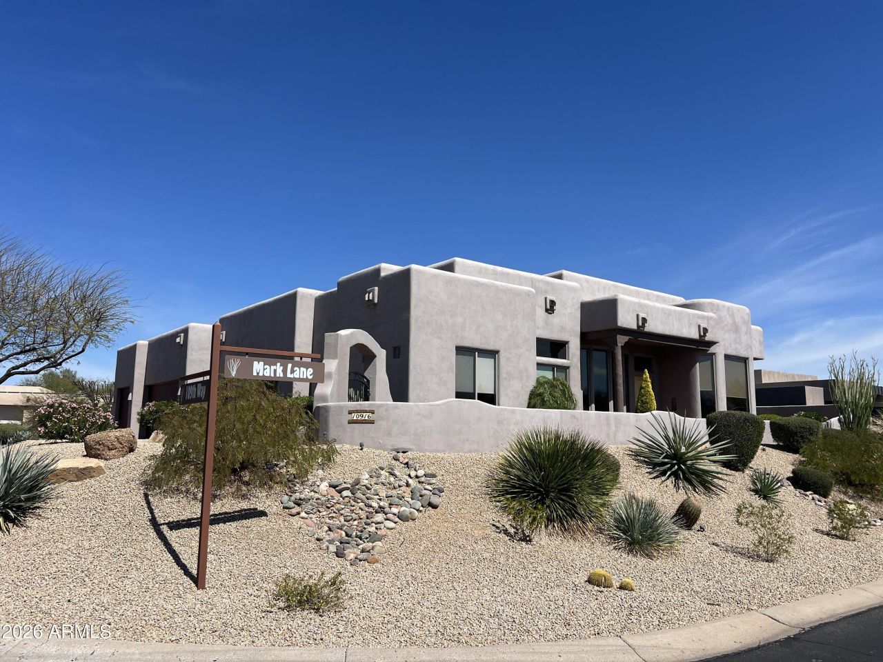 10916 E Mark Lane, Scottsdale, AZ 85262 Main Photo