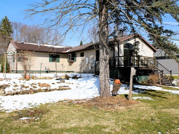 517 3rd STREET, La Crescent, MN 55947