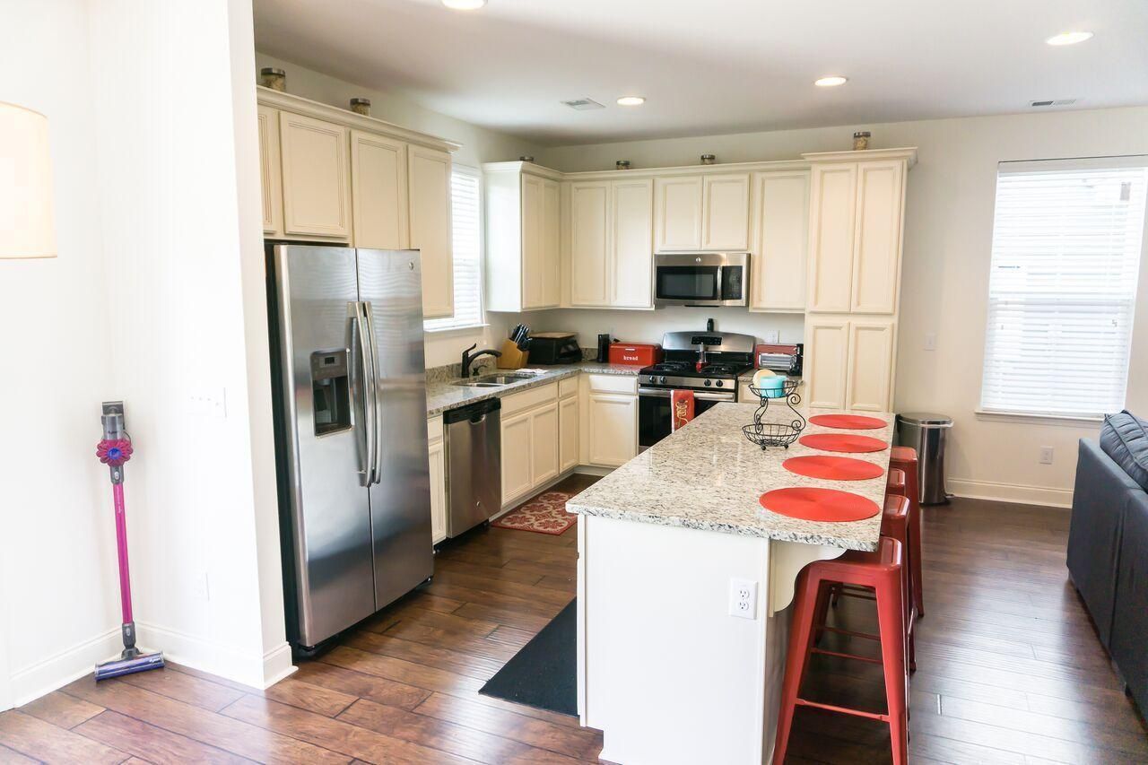 3802 Poplar Grove Place Photo 9