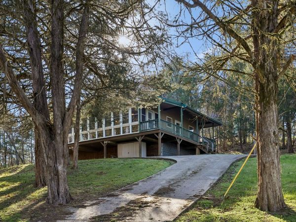 252 Rarick Ln , Gainesboro, TN 38562