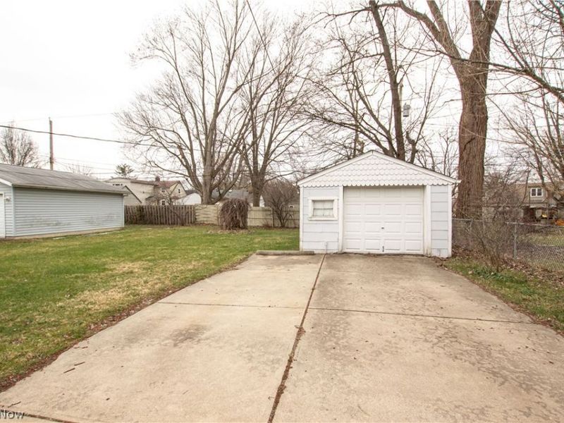 659 Wesley Drive, Berea, OH 44017 Photo 16