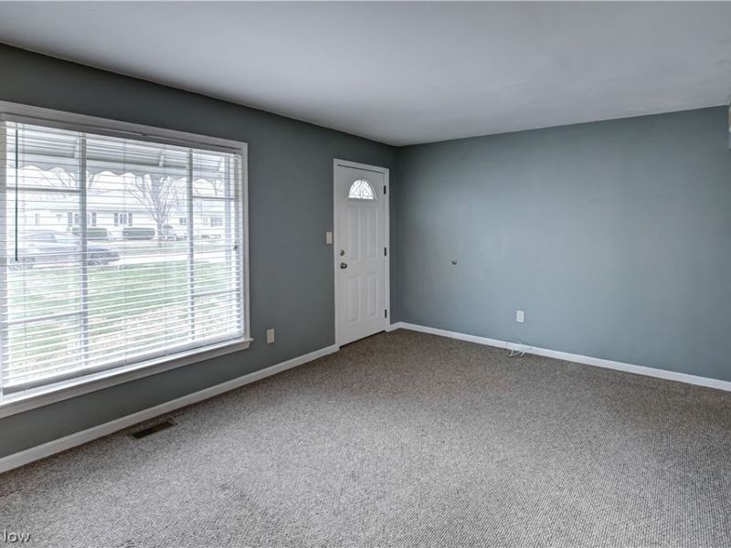 659 Wesley Drive, Berea, OH 44017 Photo 4