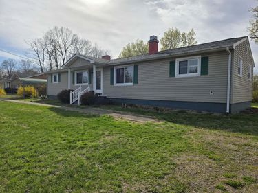 690 SCUFFLING HILL RD , Rocky Mount, VA 24151