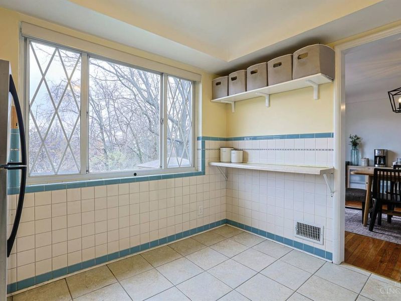 3088 Belden Circle, Cincinnati, OH 45211 Photo 17