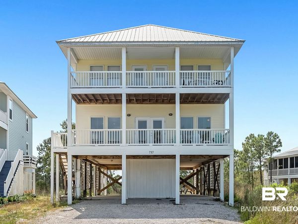 737 Morgantown Boulevard, Gulf Shores, AL 36542
