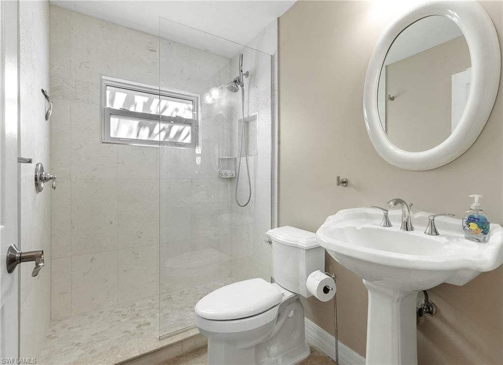 2013 SW 31st Ter, Cape Coral, FL 33914 Photo