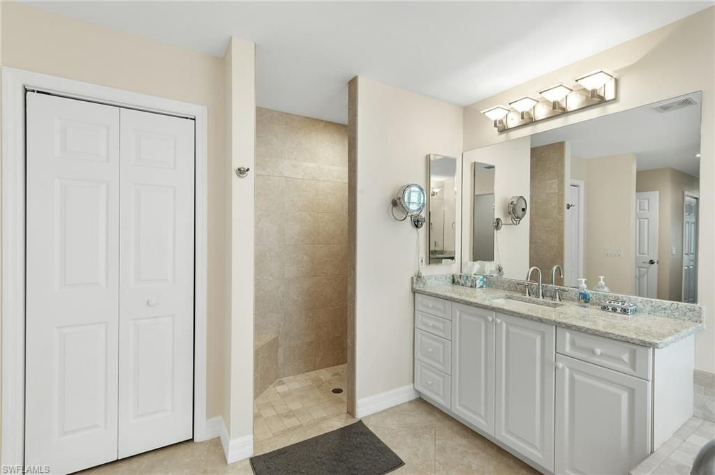 2013 SW 31st Ter, Cape Coral, FL 33914 Photo