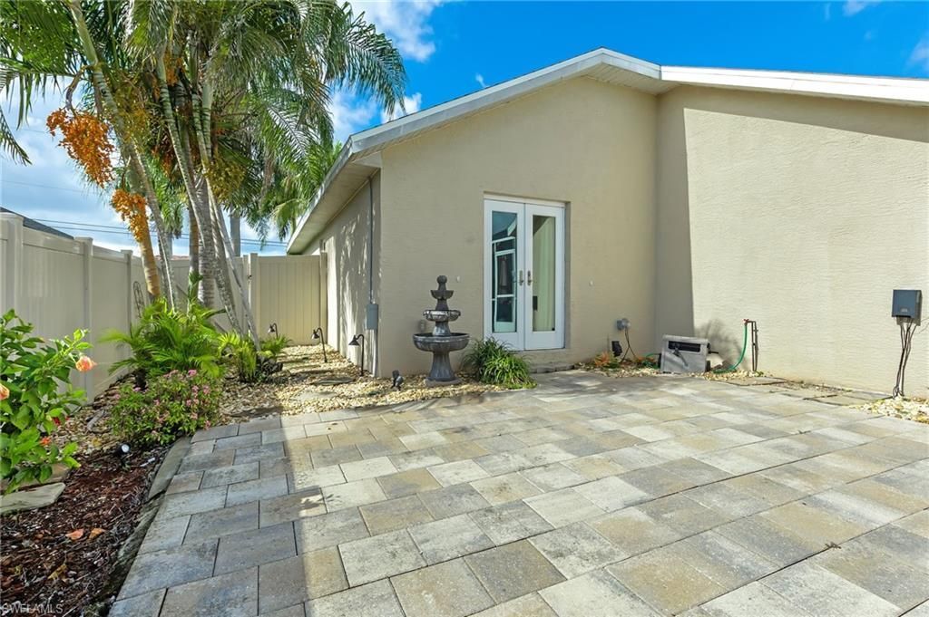 2013 SW 31st Ter, Cape Coral, FL 33914 Photo