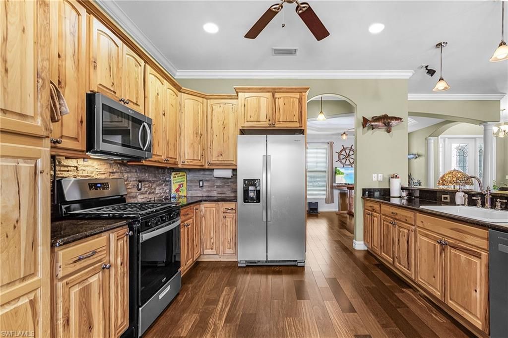 4438 NE 11th Pl , Cape Coral, FL 33909 Photo