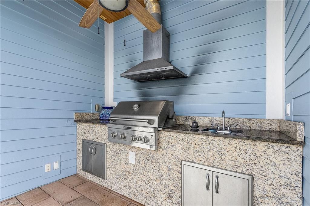 4438 NE 11th Pl , Cape Coral, FL 33909 Photo