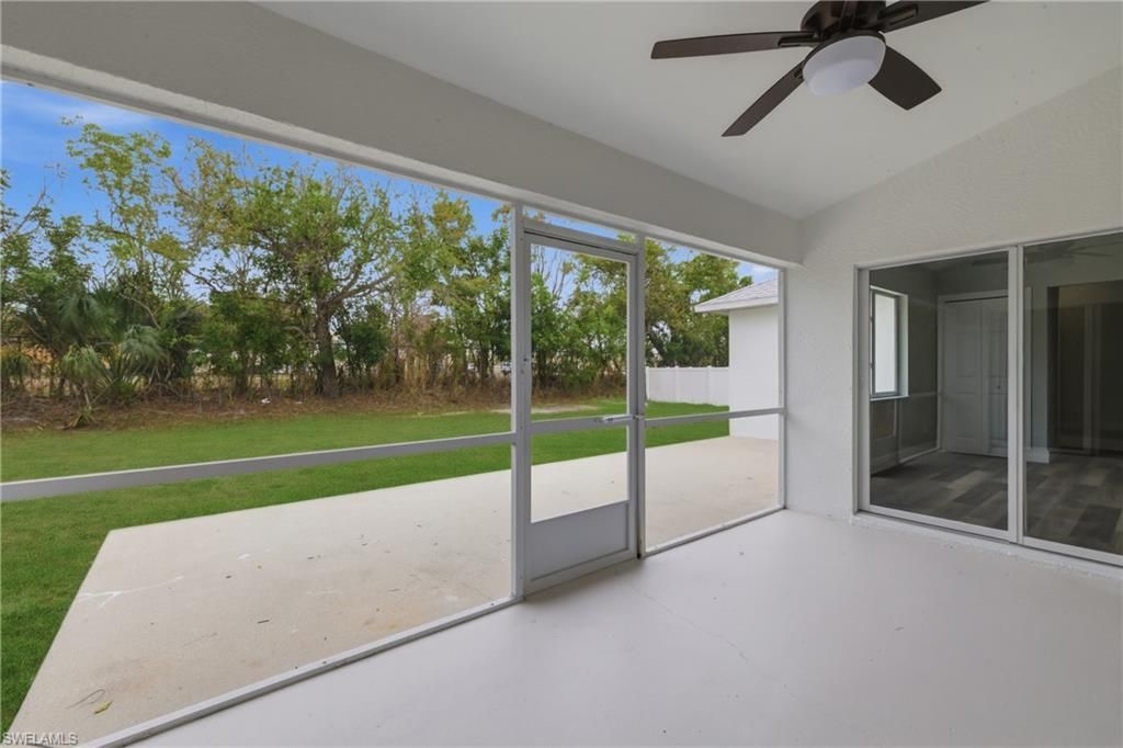 614 SW 1st St, Cape Coral, FL 33991 Photo