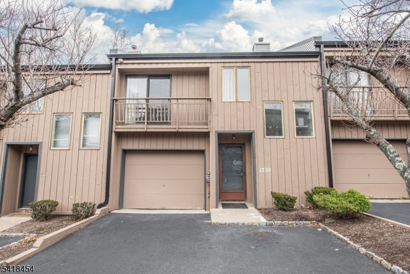 1359 Stephanie Dr, North Caldwell, NJ 07006 Main Photo