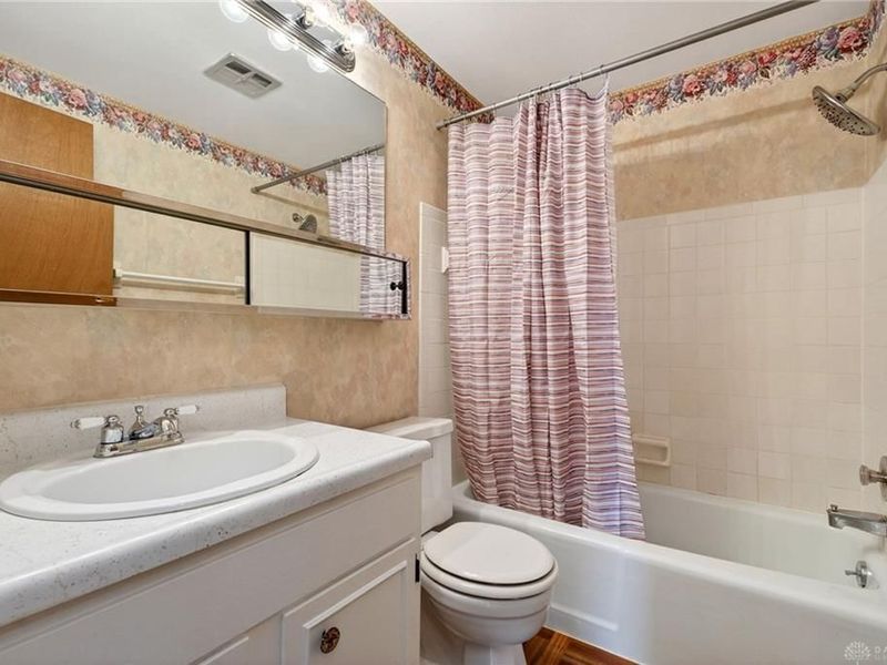 5871 Troy Villa Boulevard, Huber Heights, OH 45424 Photo 17