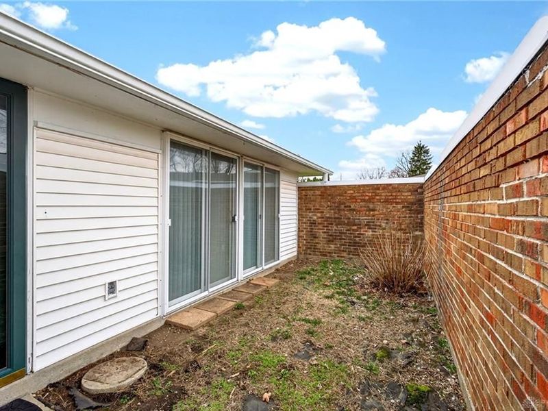 5871 Troy Villa Boulevard, Huber Heights, OH 45424 Photo 28