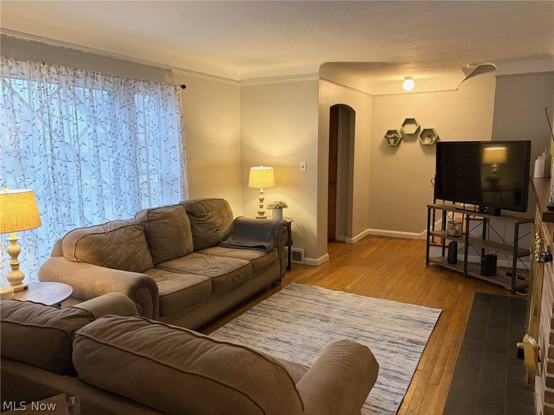 298 E 270 Street, Euclid, OH 44132 Photo 8