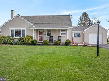 409 DELTA STREET, MOUNT JOY, PA 17552