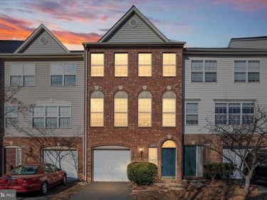 21491 RUSTY BLACKHAW SQUARE, STERLING, VA 20164